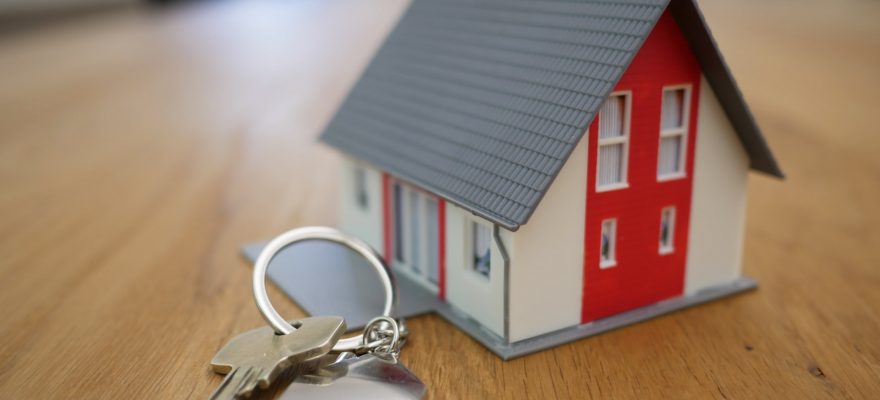 house little model and a keys